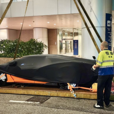 展覽吊上落商場